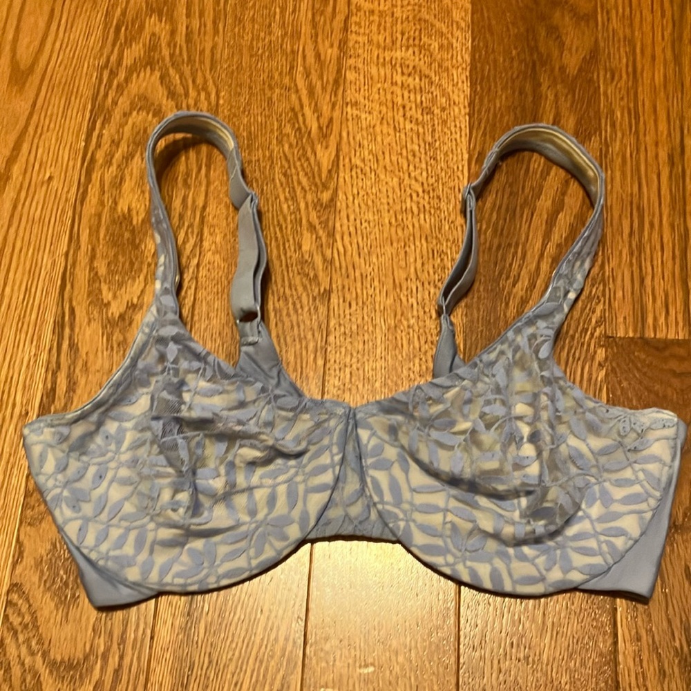 Olga by Warners Sheer Leaves Minimizer Bra, size 38D